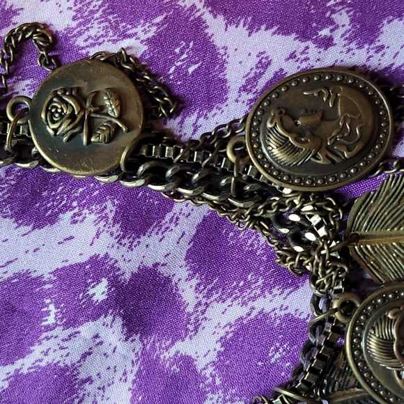 Necklace - Picture 2 of 4